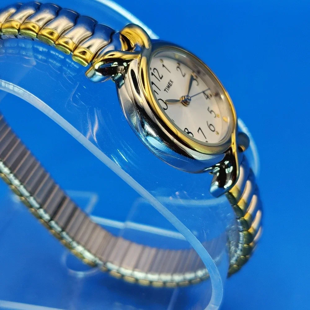 Vintage 1998 Timex Elegance Bowtie 30mm Two Tone Women's‎ Quartz Watch Size 4-8+